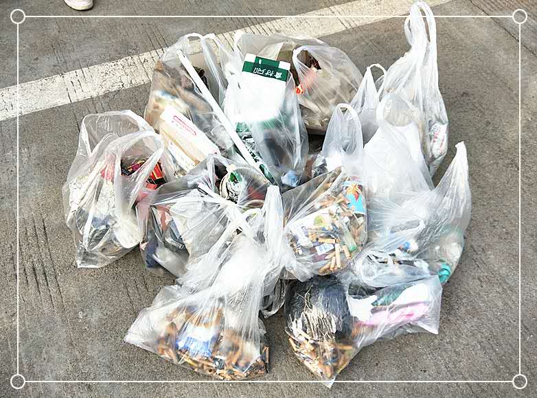 愛護(hù)環(huán)境，隨手公益