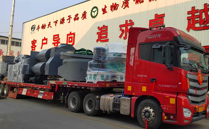 山東金格瑞鋸末顆粒機生產線設備發(fā)貨現(xiàn)場